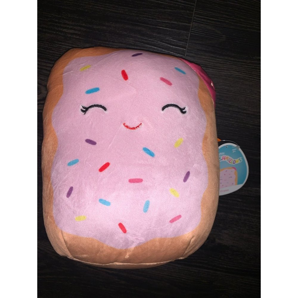 NEW! 8" - Fresa the Pastry Foodie Squishmallow - Picture 2 of 4